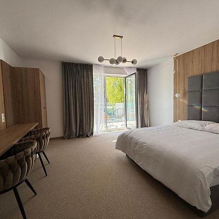 Resort Eden Domki, Apartamenty I Pokoje Jastrzębia Góra Exterior foto